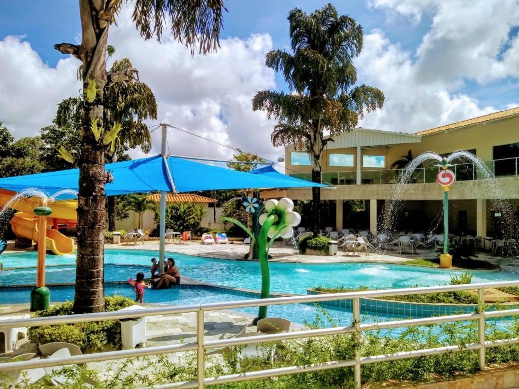 Flat Di Roma Resort Internacional Caldas Novas Exterior photo
